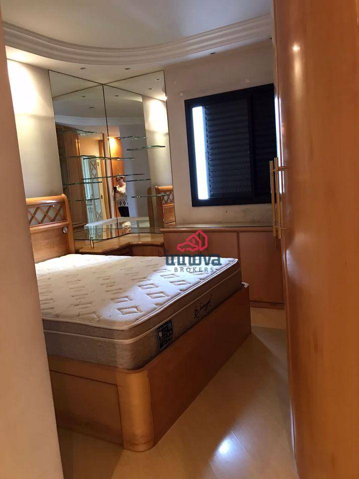 Apartamento à venda com 3 quartos, 151m² - Foto 18