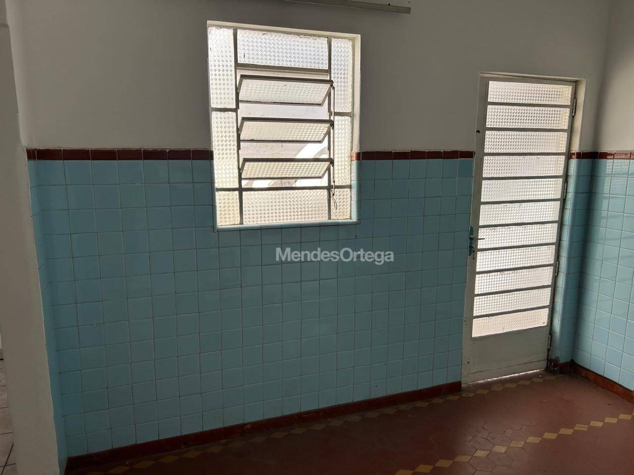 Casa à venda com 2 quartos, 90m² - Foto 12