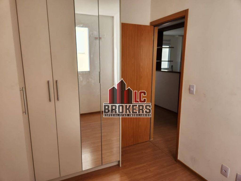 Apartamento à venda com 2 quartos, 43m² - Foto 28