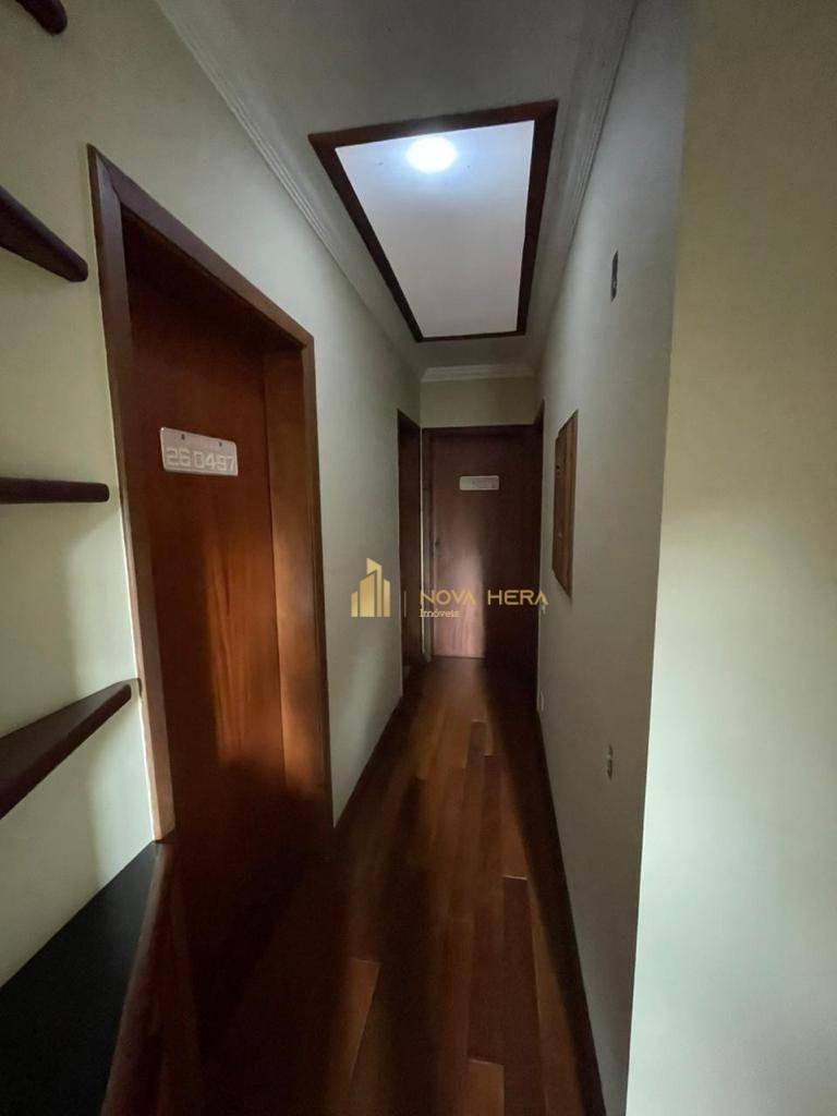 Sobrado à venda com 4 quartos, 354m² - Foto 21