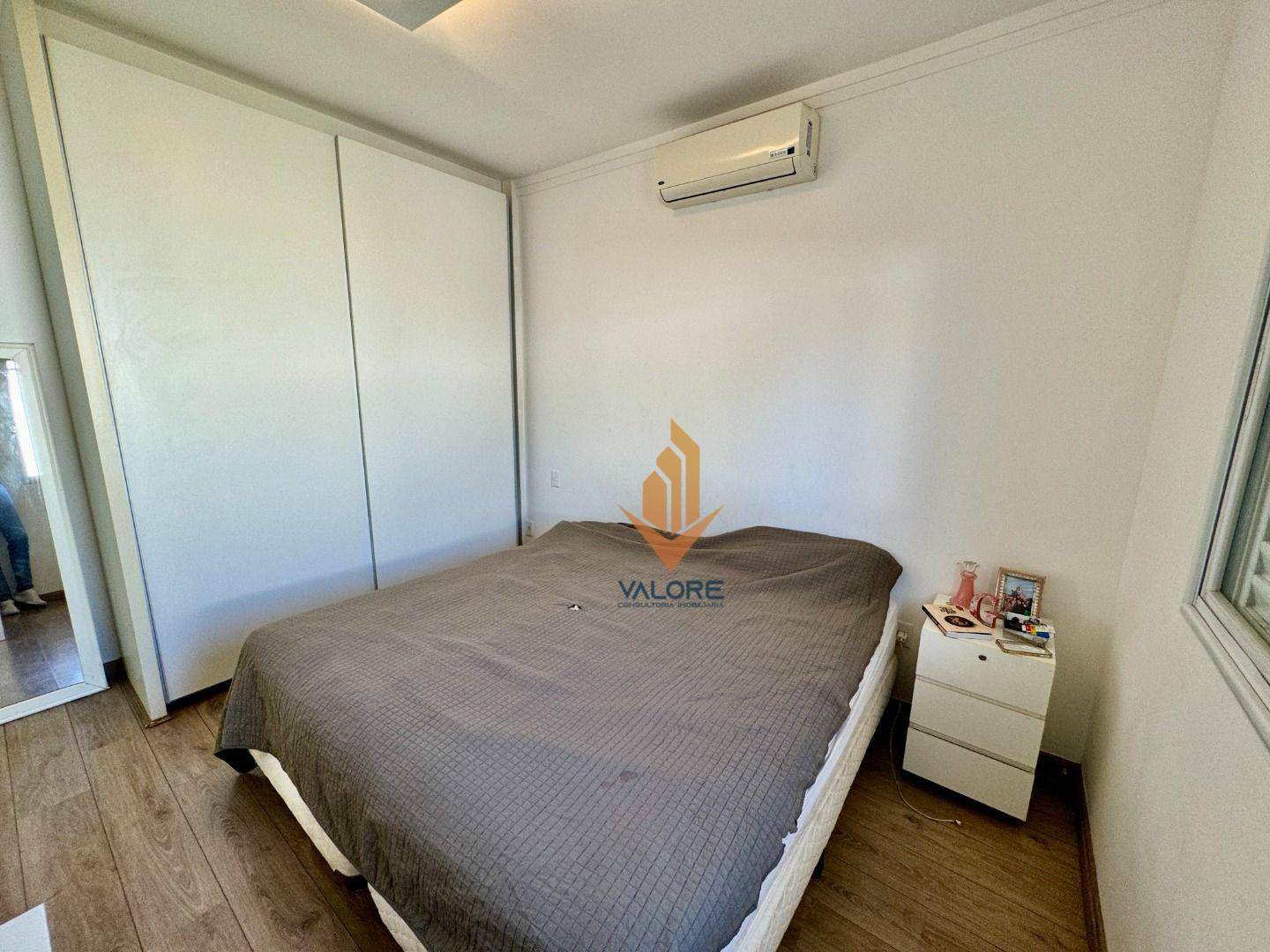 Casa à venda com 5 quartos, 295m² - Foto 20