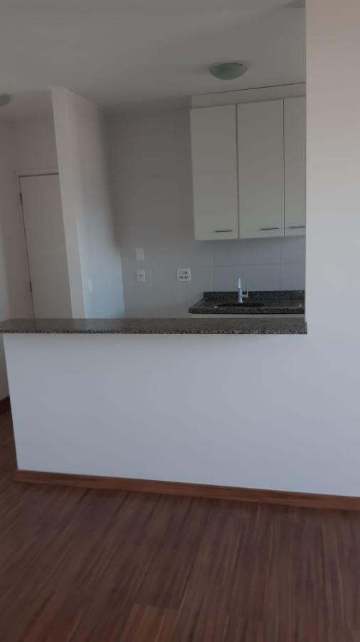 Apartamento à venda com 2 quartos, 57m² - Foto 2