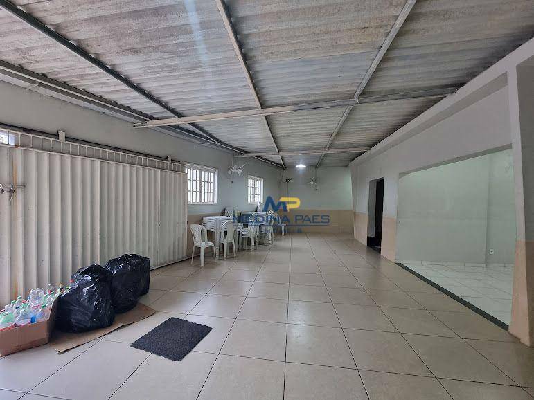 Casa à venda com 2 quartos, 270m² - Foto 3