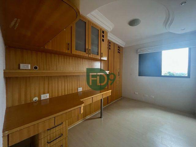 Apartamento à venda com 3 quartos, 160m² - Foto 26