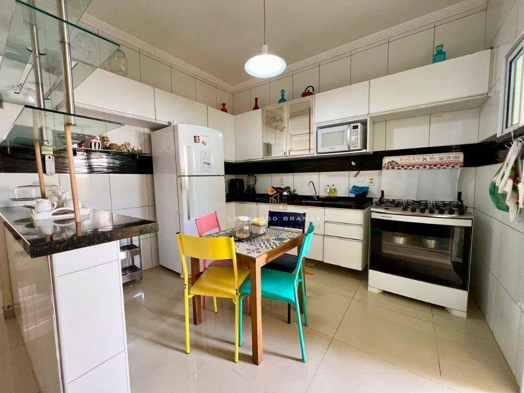 Casa à venda com 3 quartos, 130m² - Foto 6