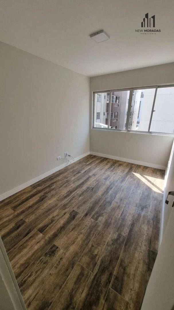 Apartamento à venda com 3 quartos, 82m² - Foto 7