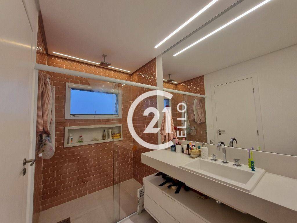 Casa de Condomínio para alugar com 3 quartos, 243m² - Foto 20