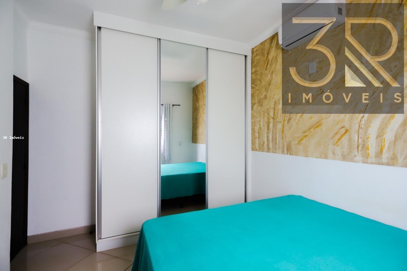 Casa à venda com 3 quartos, 180m² - Foto 15