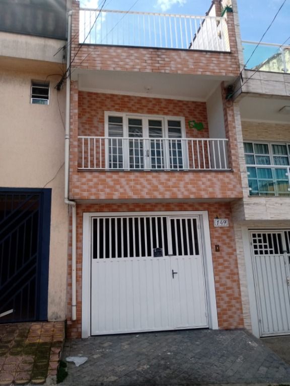 Sobrado à venda com 2 quartos, 158m² - Foto 1