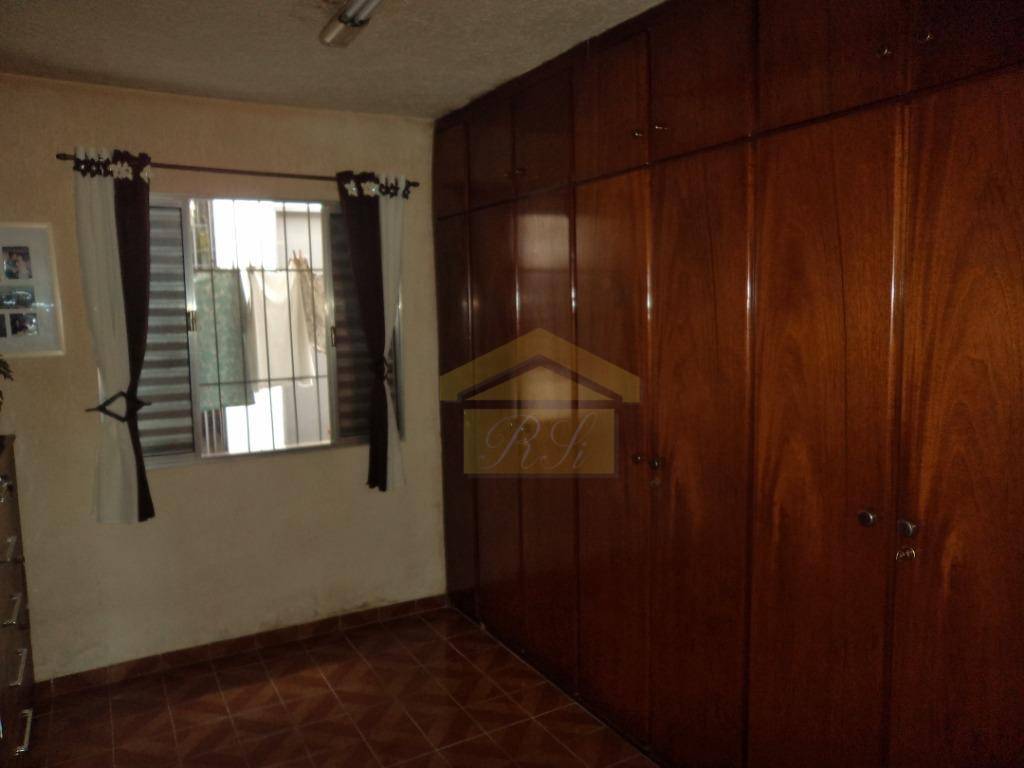 Casa à venda com 3 quartos, 240m² - Foto 9