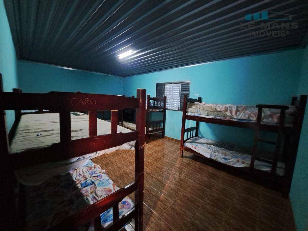 Chácara à venda com 9 quartos, 1500m² - Foto 24