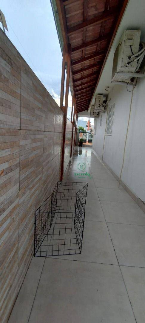 Sobrado à venda com 3 quartos, 232m² - Foto 23