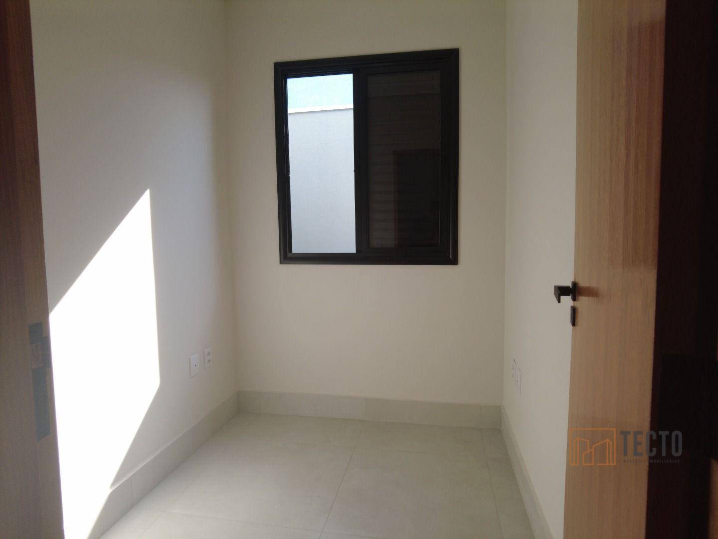 Casa à venda com 2 quartos, 88m² - Foto 12