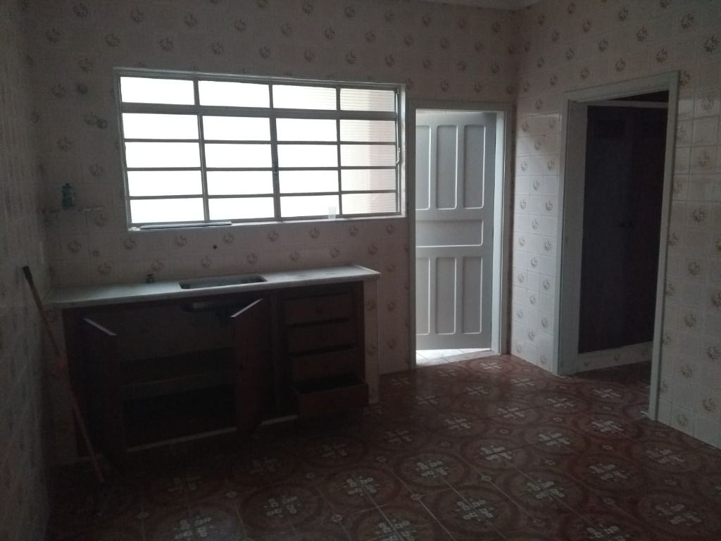 Casa à venda com 3 quartos, 240m² - Foto 30