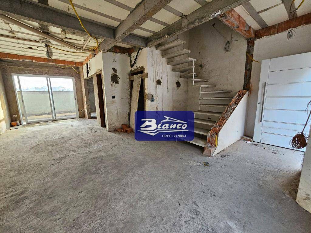 Sobrado, 3 quartos, 240 m² - Foto 1