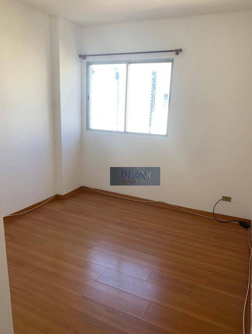 Apartamento à venda com 1 quarto, 38m² - Foto 3