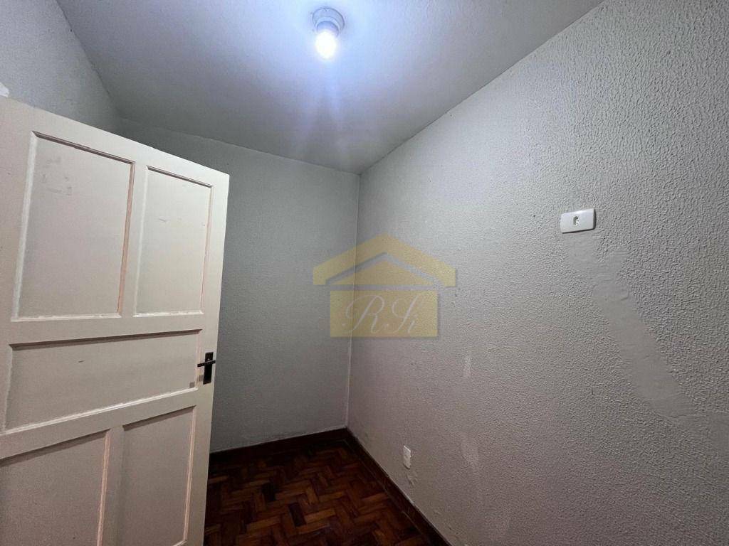 Sobrado para alugar com 3 quartos, 200m² - Foto 11