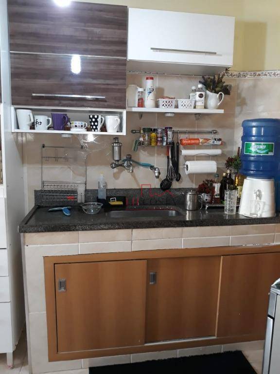 Apartamento à venda com 2 quartos, 85m² - Foto 15