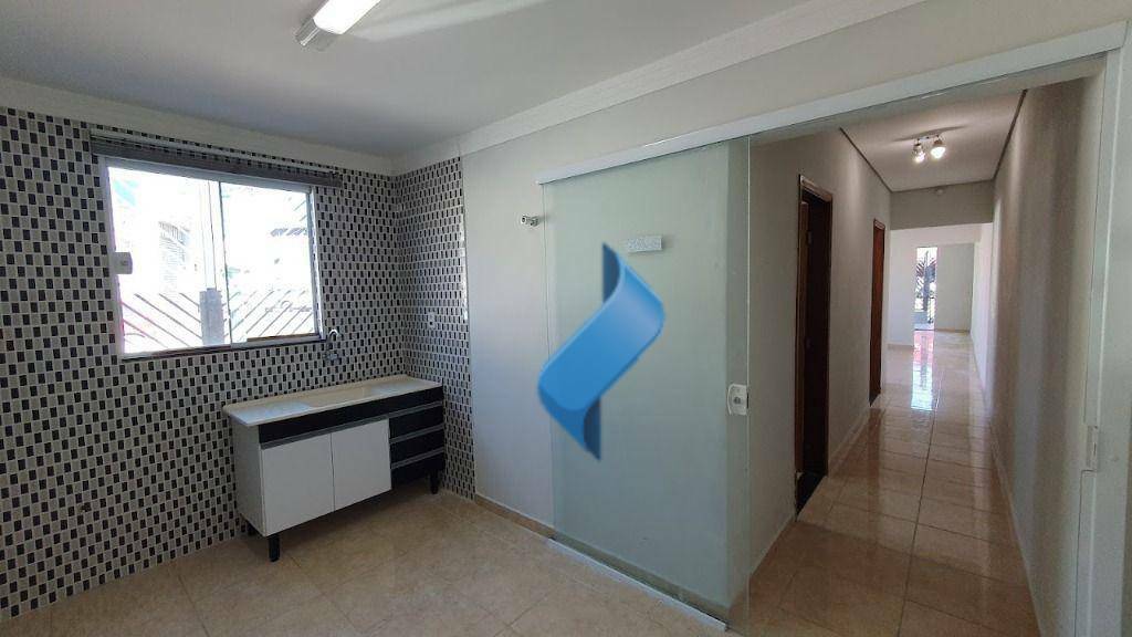 Casa para alugar com 2 quartos, 61m² - Foto 17