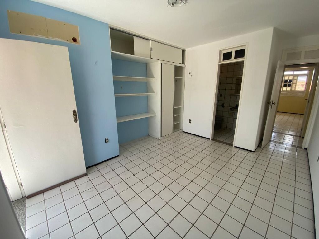 Casa para alugar com 4 quartos, 230m² - Foto 21