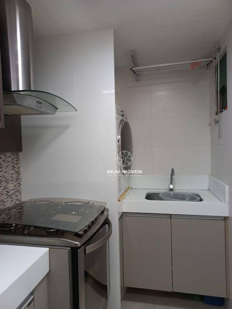 Apartamento à venda com 2 quartos, 60m² - Foto 16