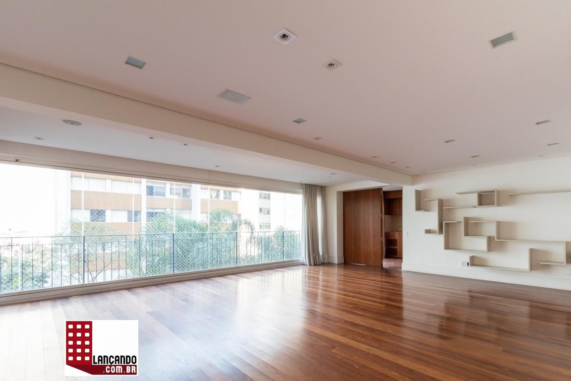 Apartamento à venda com 3 quartos, 223m² - Foto 1