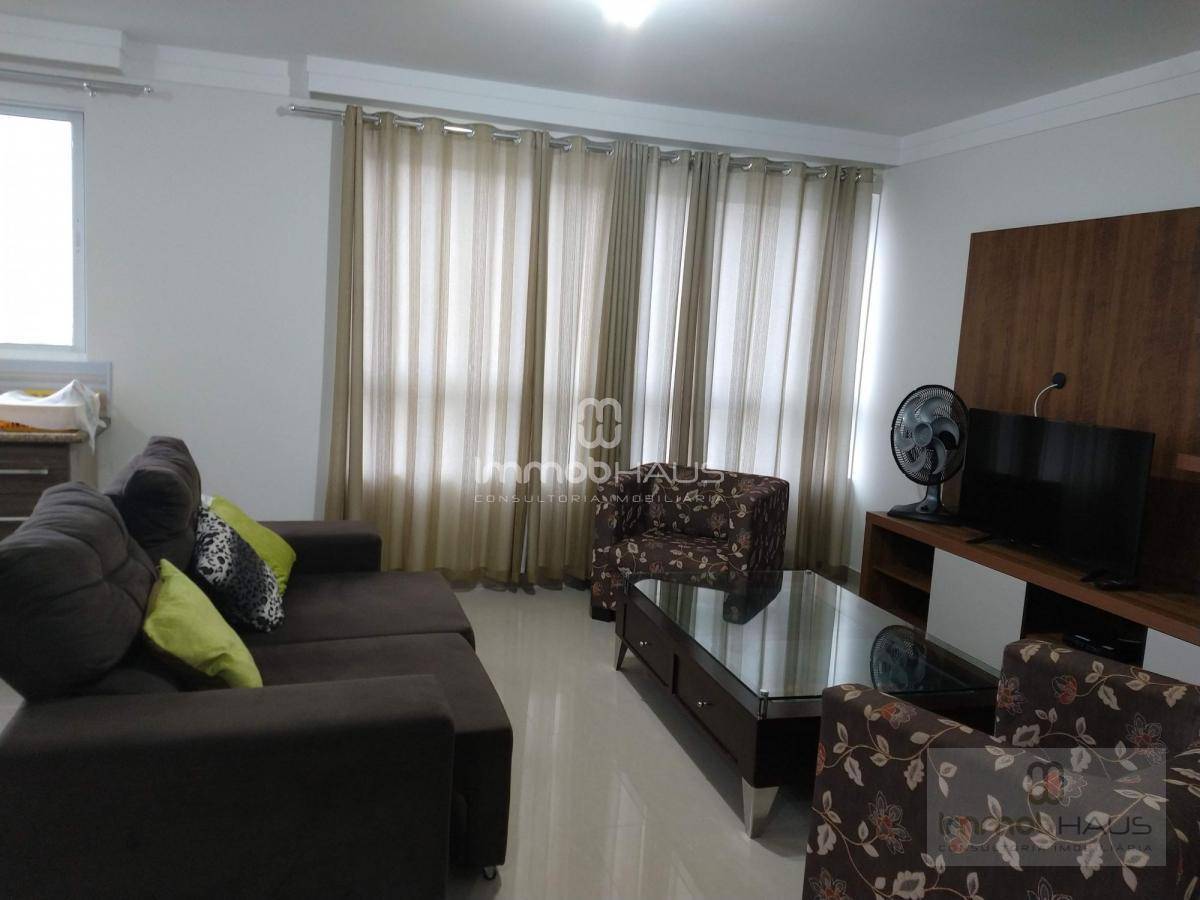 Apartamento à venda com 3 quartos, 106m² - Foto 1