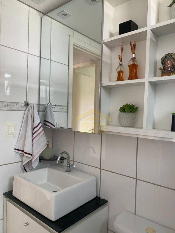 Apartamento à venda com 2 quartos, 65m² - Foto 24