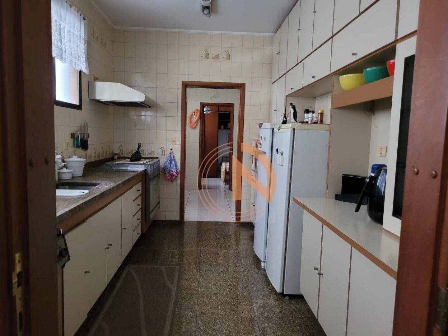 Apartamento à venda e aluguel com 4 quartos, 300m² - Foto 29