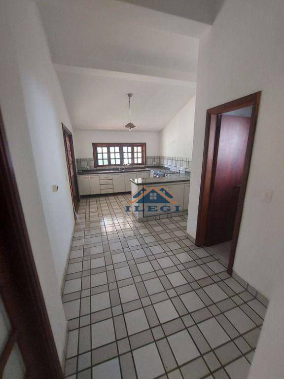 Casa de Condomínio à venda com 4 quartos, 450m² - Foto 24