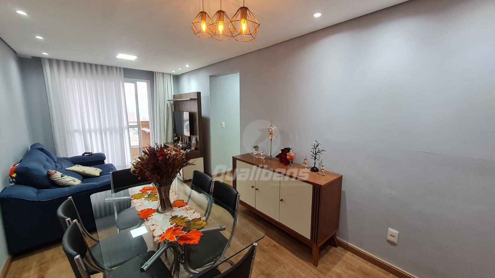 Apartamento à venda com 3 quartos, 76m² - Foto 1