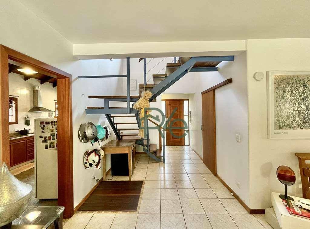 Casa de Condomínio à venda com 3 quartos, 319m² - Foto 18