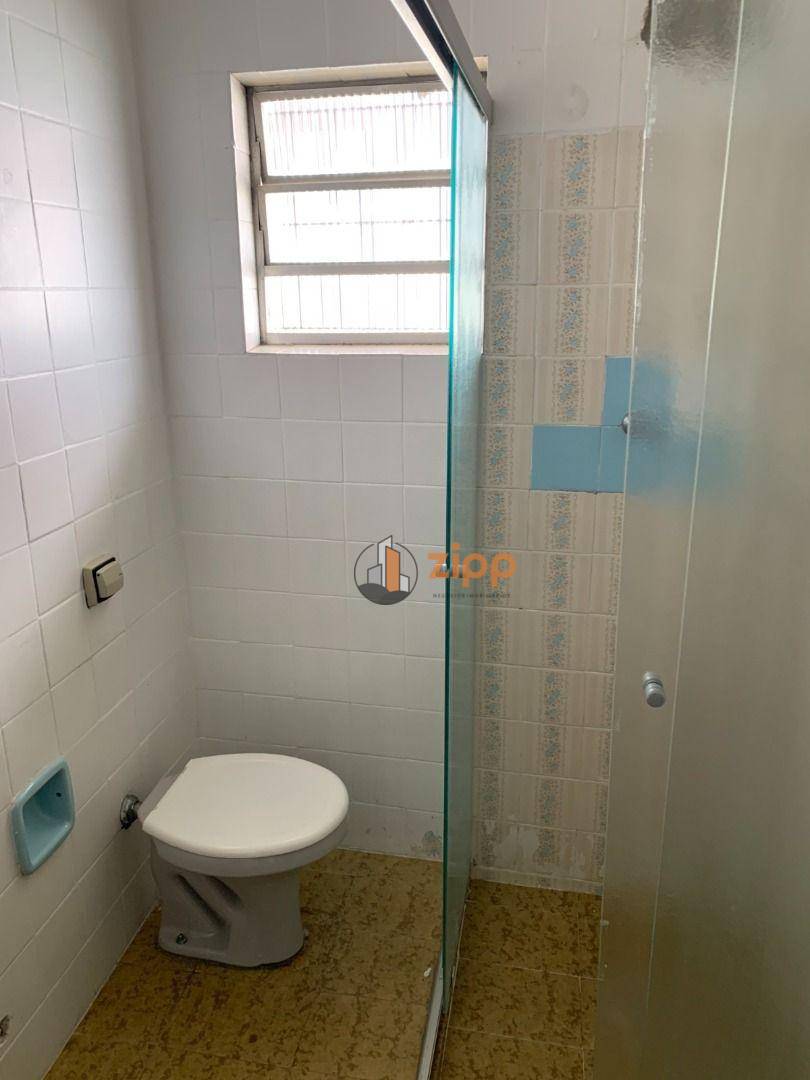 Sobrado à venda com 3 quartos, 200m² - Foto 3