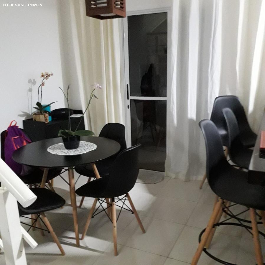 Casa à venda com 3 quartos, 138m² - Foto 2