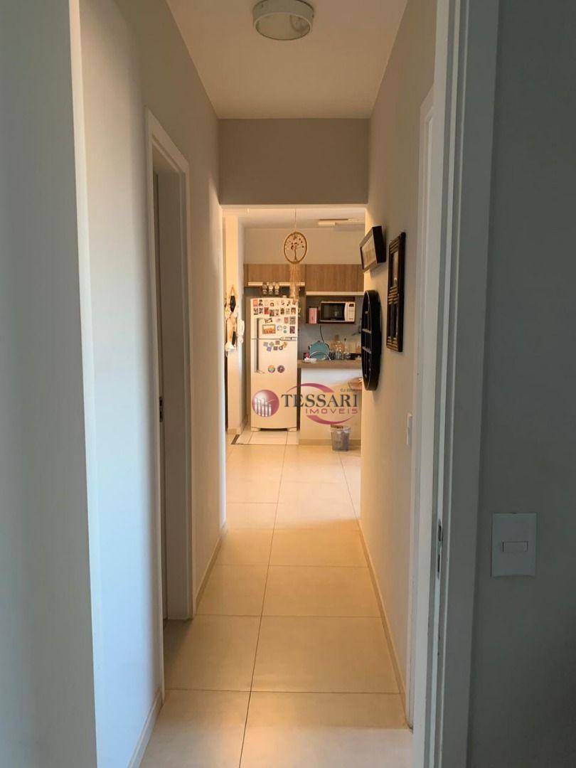 Apartamento à venda com 2 quartos, 70m² - Foto 9