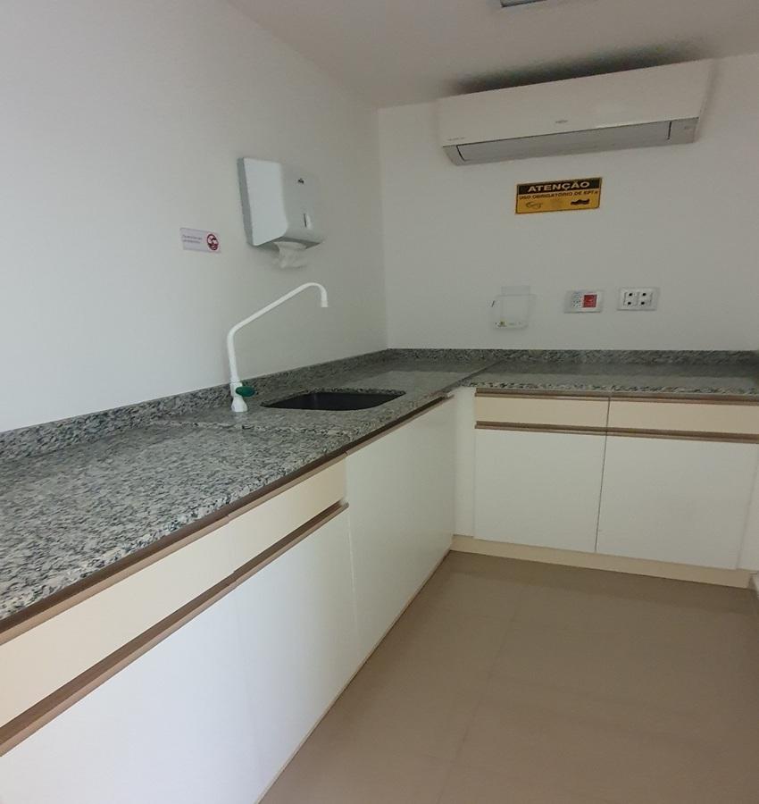 Prédio Inteiro para alugar com 11 quartos, 210m² - Foto 4