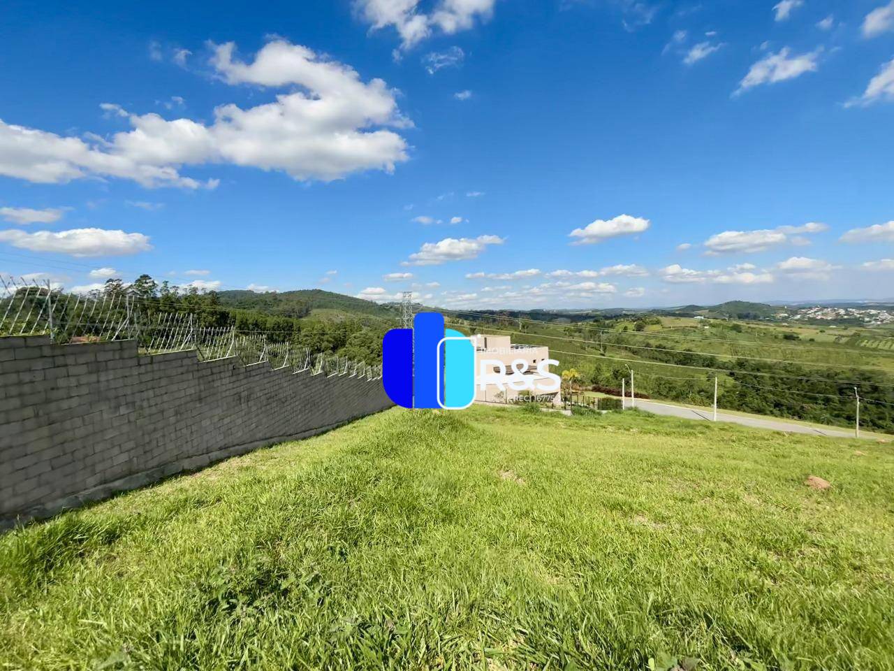 Loteamento e Condomínio, 1687 m² - Foto 5