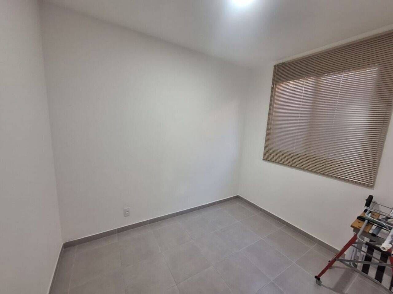 Apartamento à venda com 2 quartos, 68m² - Foto 8