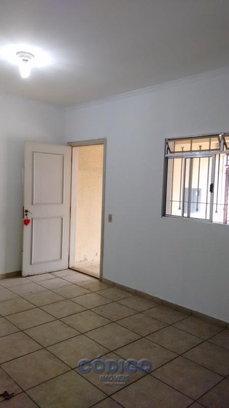 Casa para alugar com 1 quarto, 70m² - Foto 9