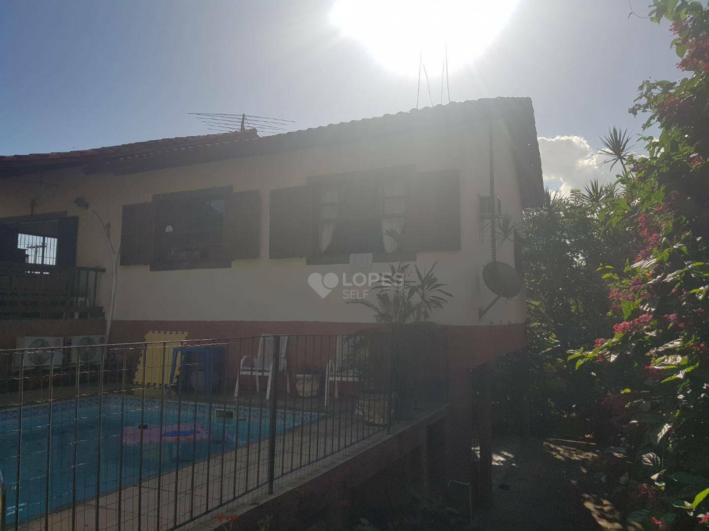 Casa à venda com 3 quartos, 250m² - Foto 5