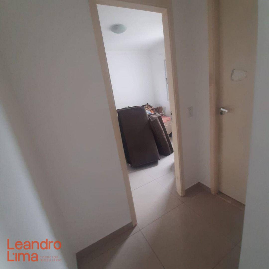 Apartamento para alugar com 2 quartos, 45m² - Foto 7