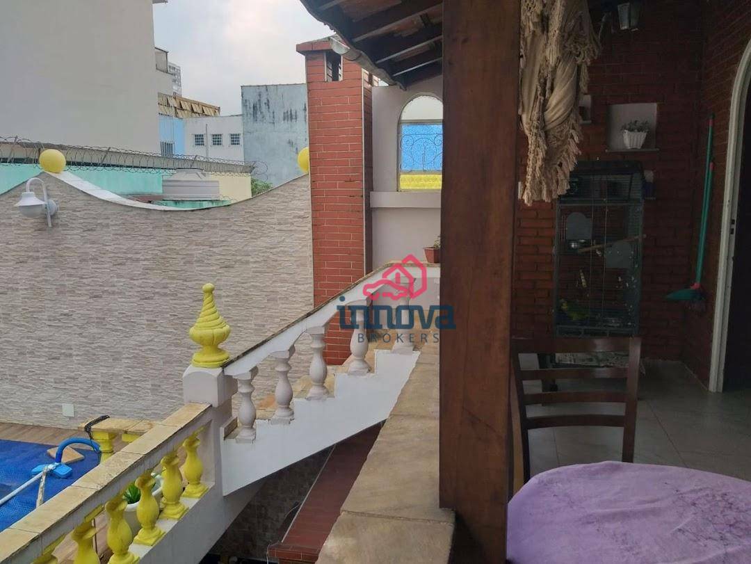 Sobrado à venda com 3 quartos, 315m² - Foto 24