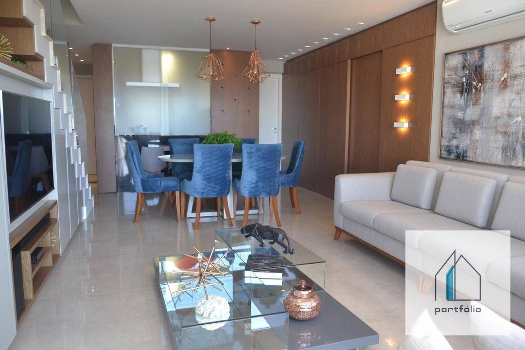 Apartamento à venda com 3 quartos, 210m² - Foto 3