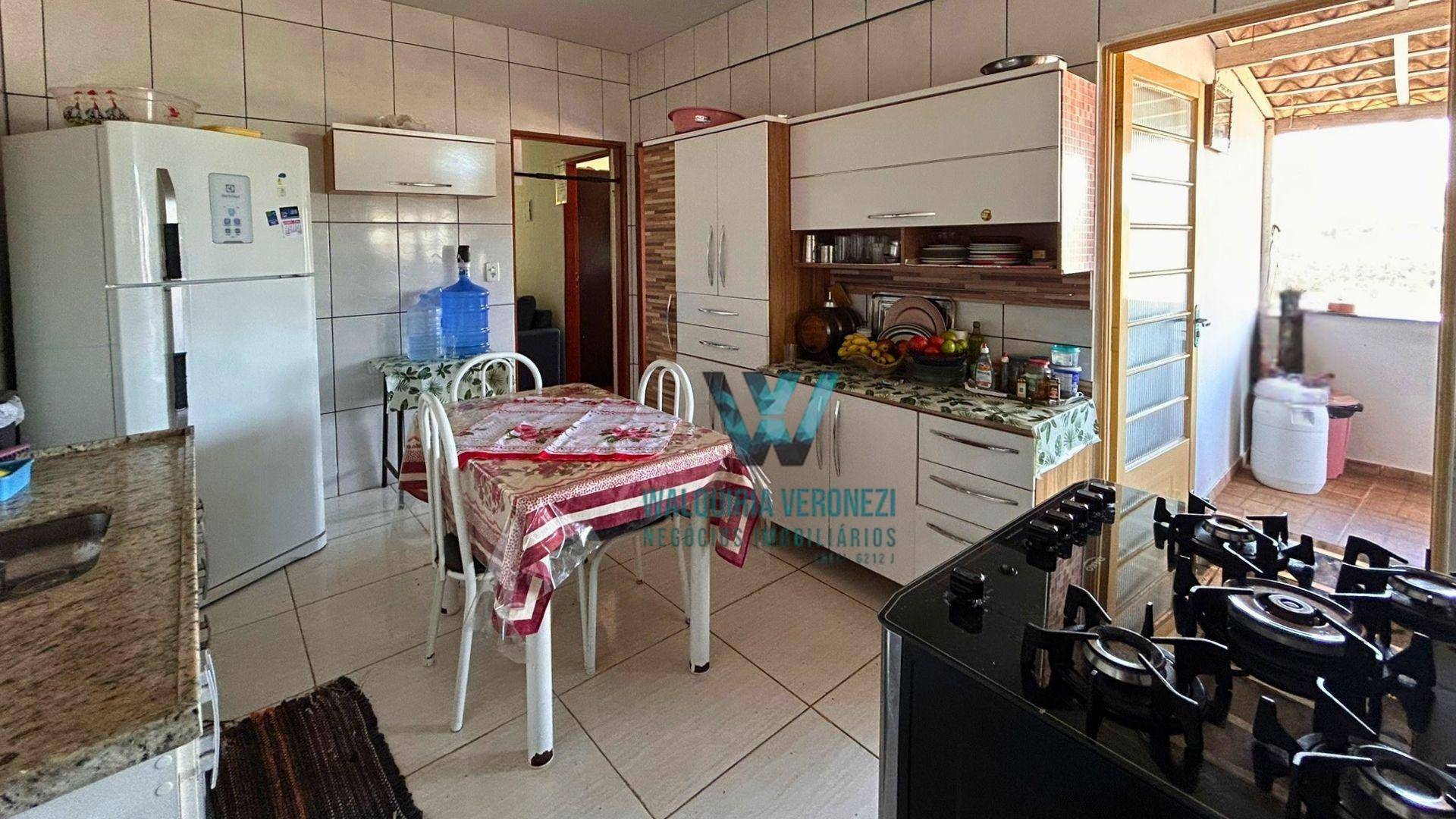 Casa à venda com 2 quartos, 120m² - Foto 18