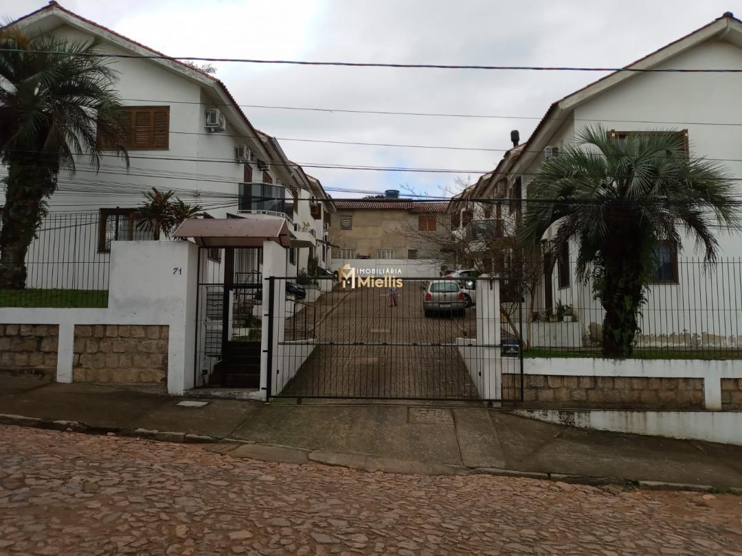 Casa à venda com 2 quartos, 77m² - Foto 1