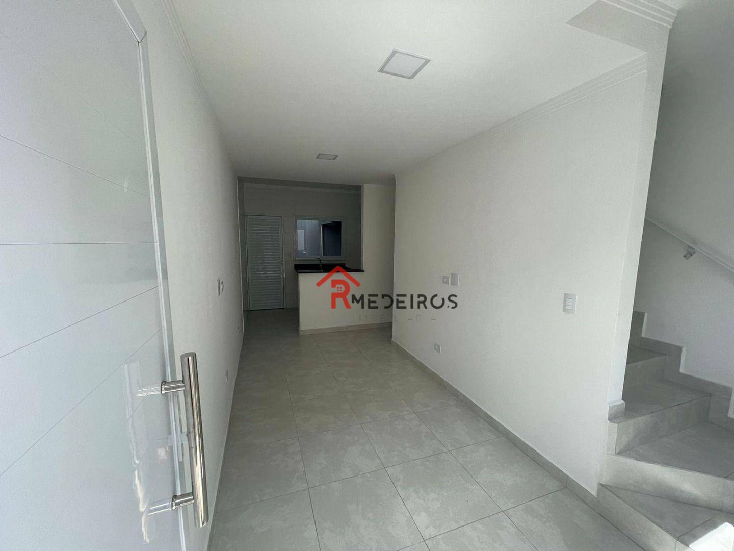 Casa à venda com 2 quartos, 49M2 - Foto 3