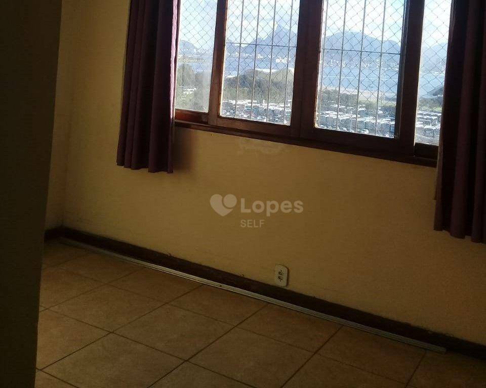 Apartamento à venda com 2 quartos, 99m² - Foto 3