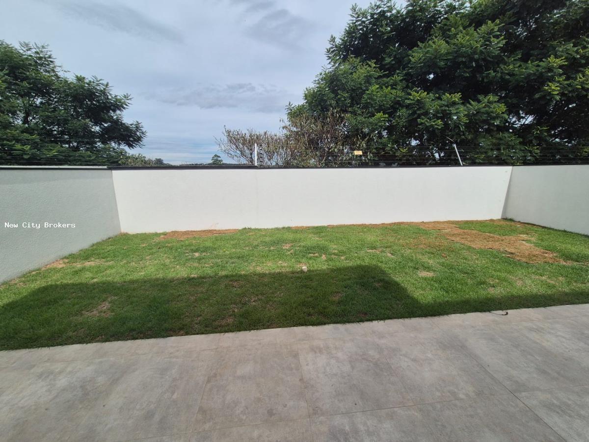 Sobrado à venda com 3 quartos, 300m² - Foto 24