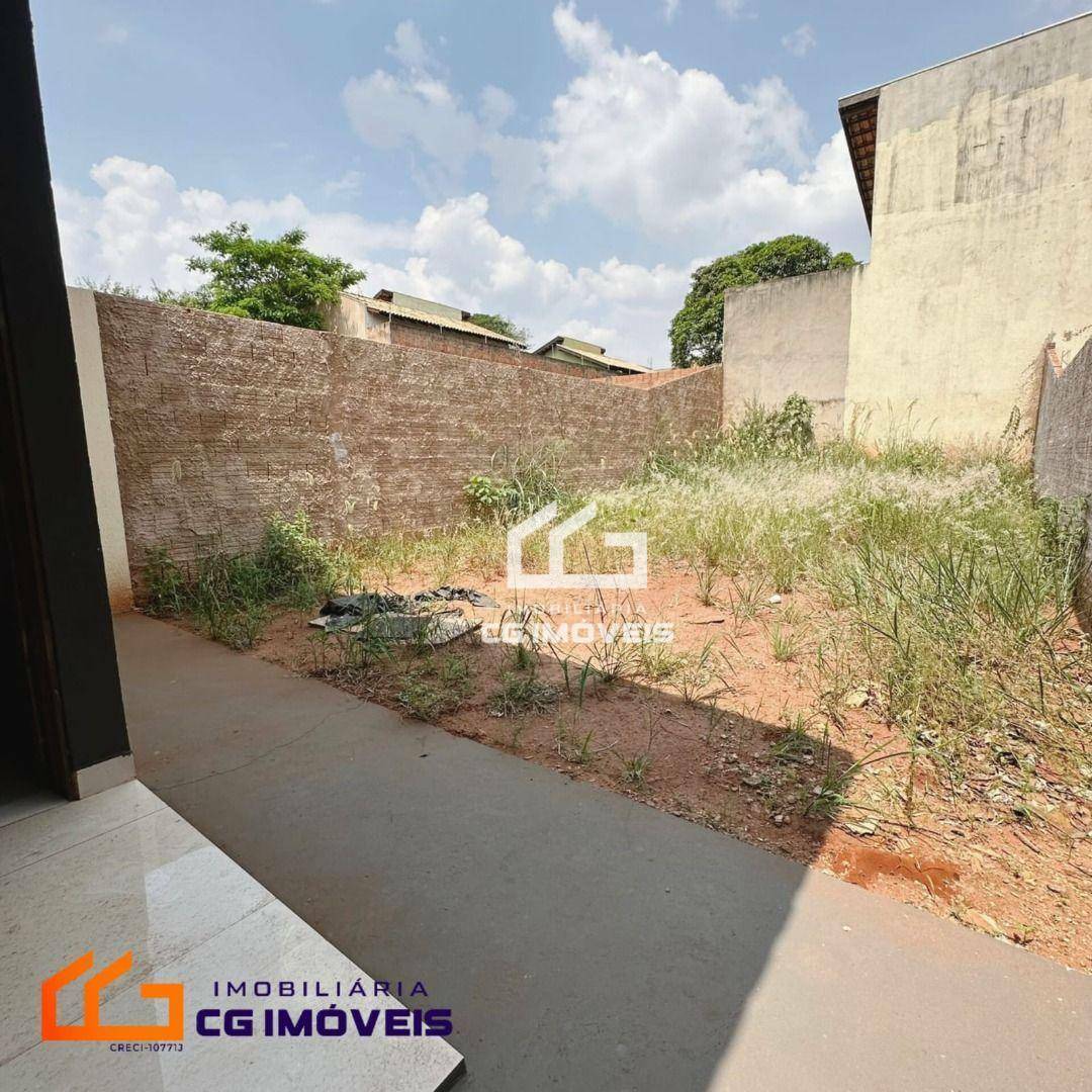 Casa à venda com 3 quartos, 90m² - Foto 9