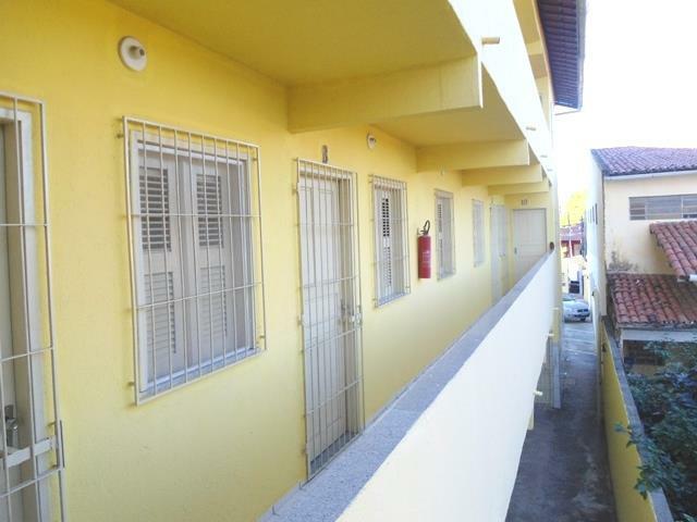 Apartamento para alugar com 2 quartos, 55m² - Foto 4